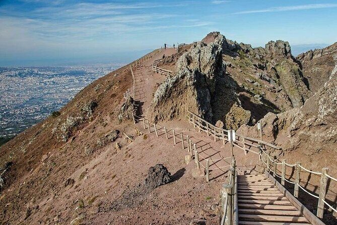 Half-Day Vesuvius Drive and Summit Hike from Naples with Lunch - Naples to Pompeii and Vesuvius: the fast rhythm that makes it work