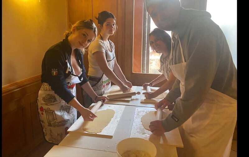 Hands-On Pasta & Tiramisu Class near Colosseum - Tiramù in the same session: how dessert becomes doable