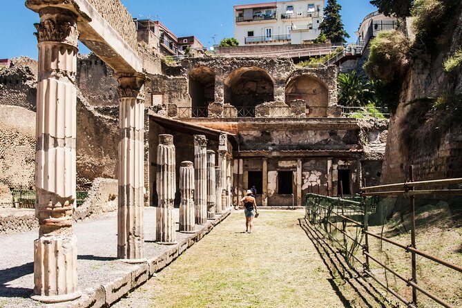 Herculaneum Guided Group Tour from Naples - The guide experience: clear English, microphones, and names you might hear