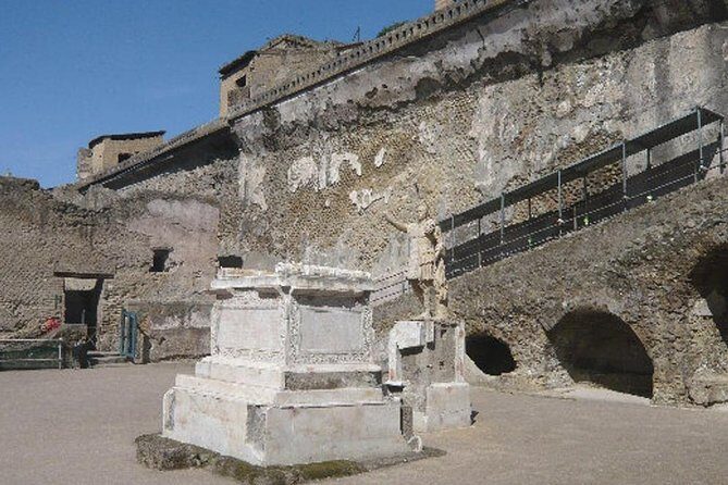 Herculaneum Ruins - Dress code and the small rules you’ll want to follow