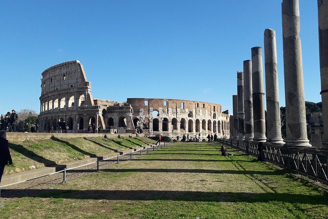 Heyday Rome Private Tour: 7,5 hours w/Deluxe Car Guide & Lunch! - Spanish Steps: turning a classic photo stop into a guided moment