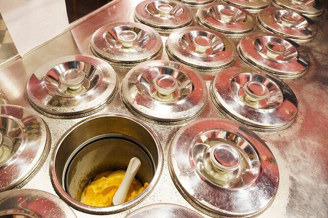 Ice cream workshop with tasting and gluten free aperitif - The food pairing: bruschetta, local cold cuts, cheeses, plus dessert