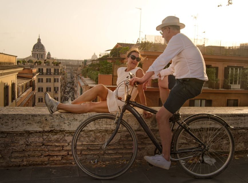 In Rome like a star: e-bike tour with photo shoot - Borghese Gardens and Pincio Terrace: your first real photo moments