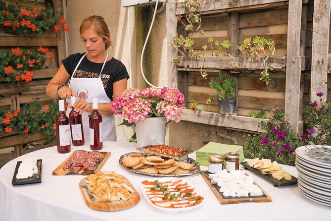 Irpinia Tour of the Vineyards, Cooking Class and Wine-Tasting - Lunch tasting: where Irpinian wines get matched to real dishes