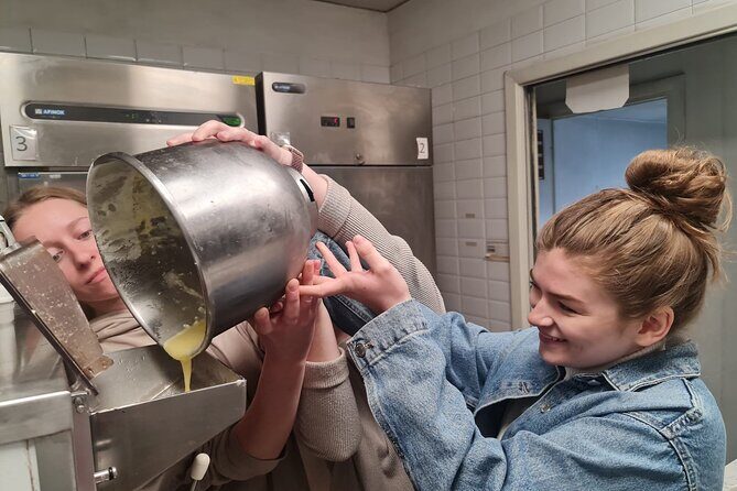 Italian Gelato Making Experience in Rome - Meet Carlos and your gelato lab setup