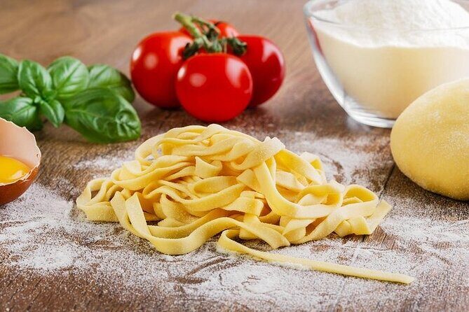 Italy in a Glass - Wine Tasting and Food Pairing Tour in Rome - Your Six-Wine Flight: Red, White, and Sparkling from Famous Regions