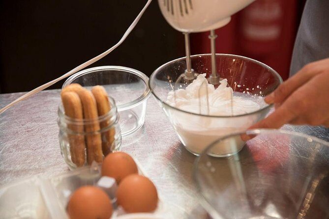 Kids Pasta & Tiramisu Cooking Class with a View in Rome - Lunch in the hosts’ home: eating what you made, together