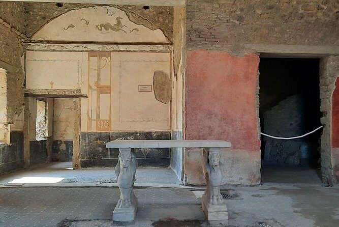 Late Afternoon Best time to visit Pompei on a private tour - Theater to Menander’s House: power, art, and how people lived