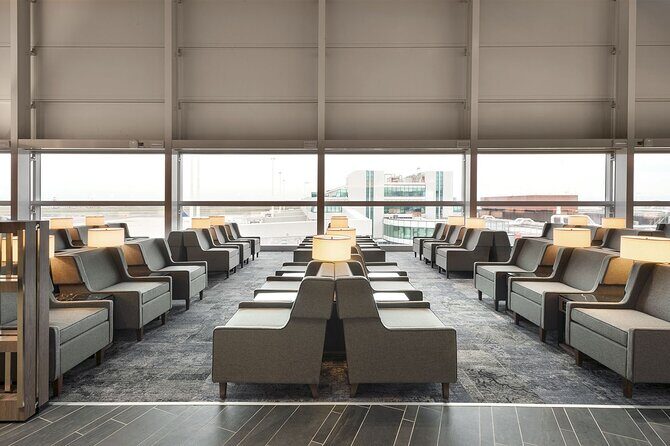 Leonardo da Vinci Airport Plaza Premium Lounge, Terminal 3 Departures - Food and service: included options are solid, but don’t assume everything’s always running