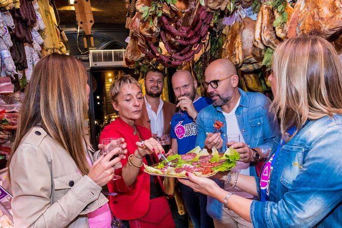 Local Food and Wine Walking Tour around Rome - Trastevere food stops: the night becomes a chain of tastes