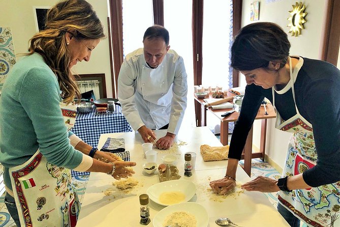 Make Neapolitan Pizza With A View Of Naples - Key Things You Should Know Before You Go