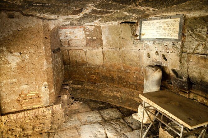 Mamertine Prison and Catacombs small group tour with driver - Mamertine Prison: Rome’s ancient jail by the Forum