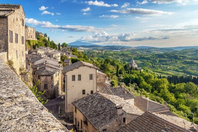 Montepulciano and Pienza Tuscany Full Day Tour from Rome - Getting picked up in Rome: comfort and how it changes your day