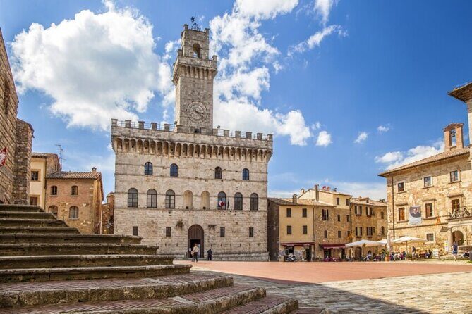 Montepulciano Noble Wines tour in Tuscany from Rome - Montepulciano’s hilltop walk: short time, big payoff