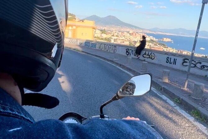 Moto Tour Naples - Visit in a different way with the experts of the city - Stop 1: Belvedere di San Martino for city-wide photos