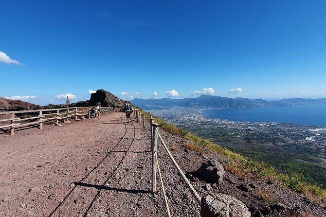 Mount Vesuvius Skip the Line Ticket + Multilingual Audio Guide - Parking and the Last Stretch Up: Plan for the Extra Step