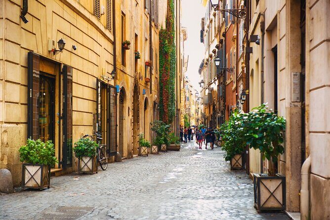 Mouth of Truth, Jewish Ghetto and Trastevere Guided Tour - Palazzo Mattei and the Jewish Quarter: Reading Rome With New Eyes