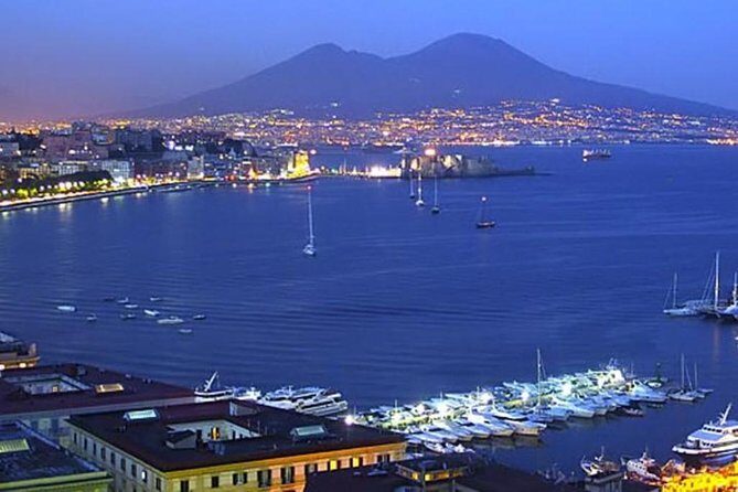 Mt Vesuvius - On-board commentary: useful context without turning it into a lecture