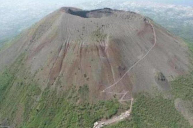 Mt Vesuvius - Pickup that feels personal (and where the driver shows up)