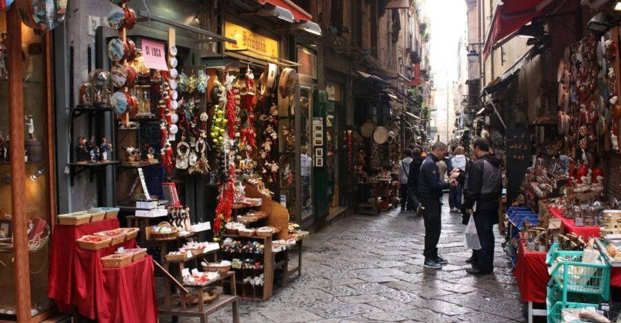 Naples: 2-Hour Walking Tour w/ Food Tasting Experience - Piazza Dante: a square stop with real city texture