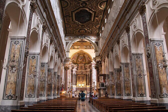 Naples: Amalfi Coast Small Group Tour up to 8 seats - Small-group comfort in a Mercedes van (and why that matters)