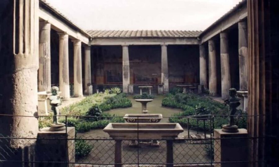Naples: Amalfi Coast, Sorrento and Pompeii Day Trip - Who this Naples: Amalfi Coast, Sorrento, and Pompeii day trip is best for