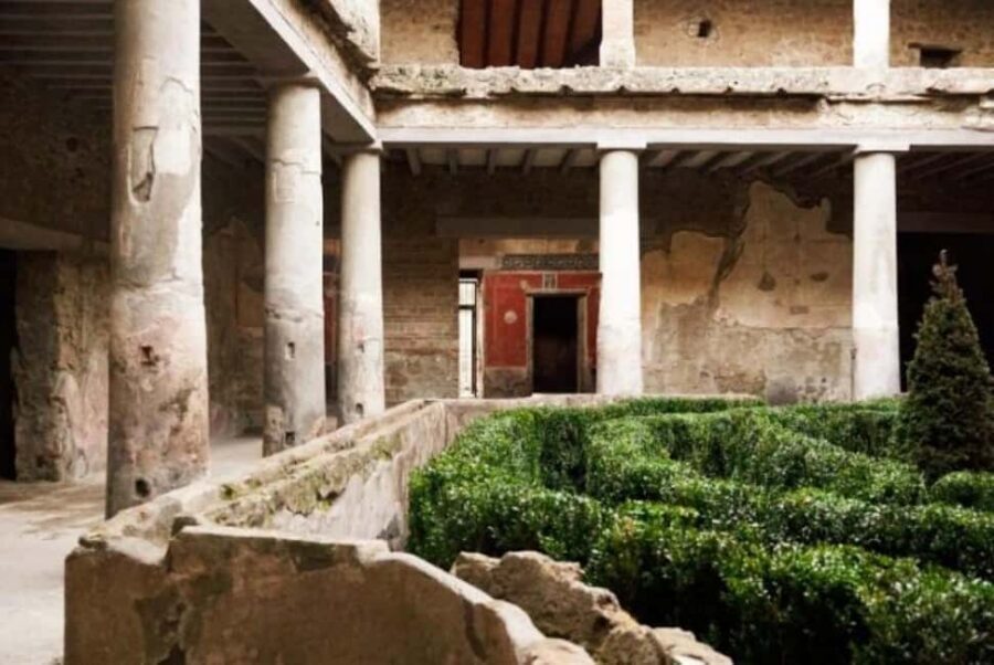 Naples: Amalfi Coast, Sorrento and Pompeii Day Trip - How to get the most from short free time (without stressing)