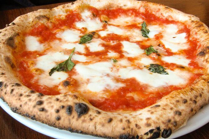 Naples and Pompeii Full-day Tour with Pizza Lunch from Rome - What to ask your Pompeii guide before you step into ruins