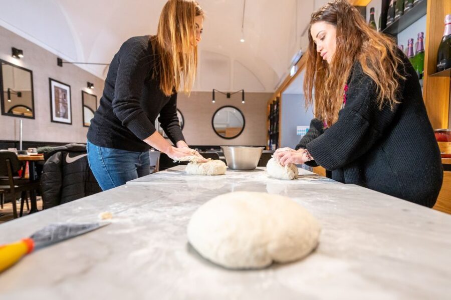 Naples: Authentic Neapolitan Pizza Making Class - Toppings, technique, and the Margherita mindset