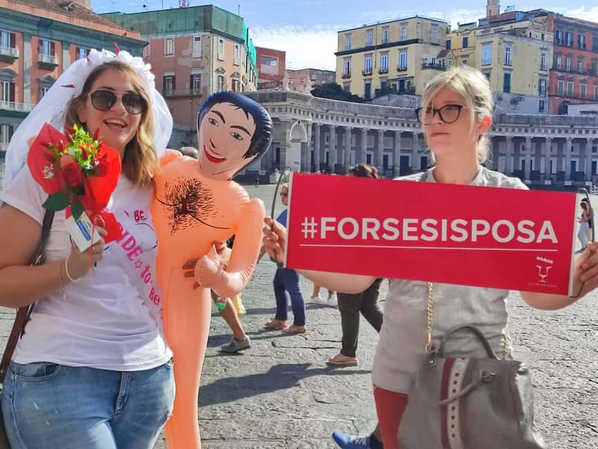 Naples: Bachelorette Party with Insolitaguida - Bride numbers, a truth test, and a Neapolitan cake moment