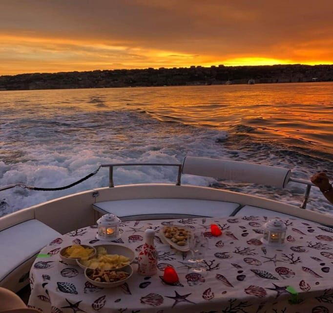 Naples: Bay of Naples Sunset Experience with Prosecco - Should You Book This Naples Sunset Boat Tour?