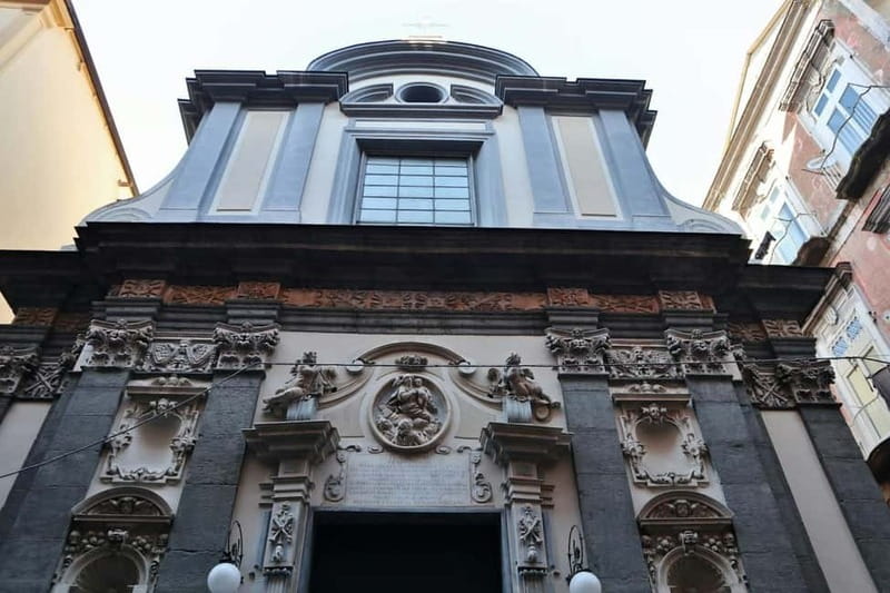 Naples behind the scene walking guided tour - Price, group size, and what you really get for $28
