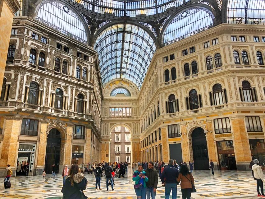 Naples Best City Highlights Tour with Local Guide - Where the Tour Starts: Piazza Municipio and the Neptune Fountain
