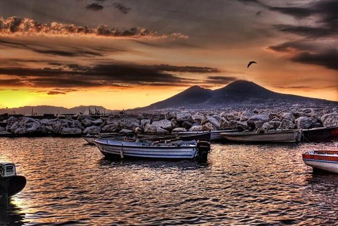 Naples by Night Tour Including Pizza Dinner - The illuminated centro storico loop: Plebiscito, Castel Nuovo, San Carlo, and the Galleria