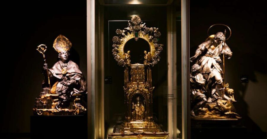 Naples: Chapel & Museum of San Gennaro Guided Tour - Who this Naples Chapel and Museum tour is best for