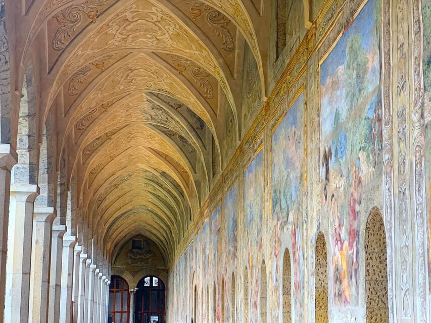 Naples: Church Of Santa Chiara Guided Tour - Finding the meeting point at Guglia dellImmacolata (and starting fast)