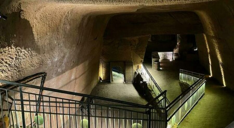 Naples: City and Lapis Museum Tour with an Archaeologist - Basilica Stops Above Ground: San Lorenzo Maggiore and the Purgatory Stop