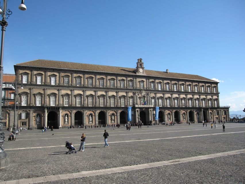 Naples: City and Street Food Market - Piazza del Plebiscito and the Royal Palace area: big square, big Naples moments