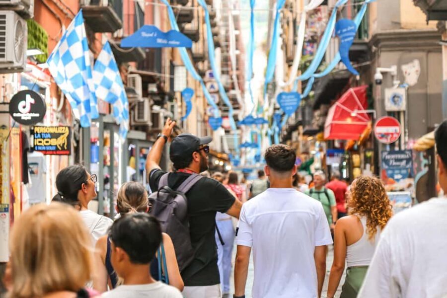 Naples: Culture & Street Food with a Local Guide - Via dei Tribunali: tarallo tastings and the street-life rhythm