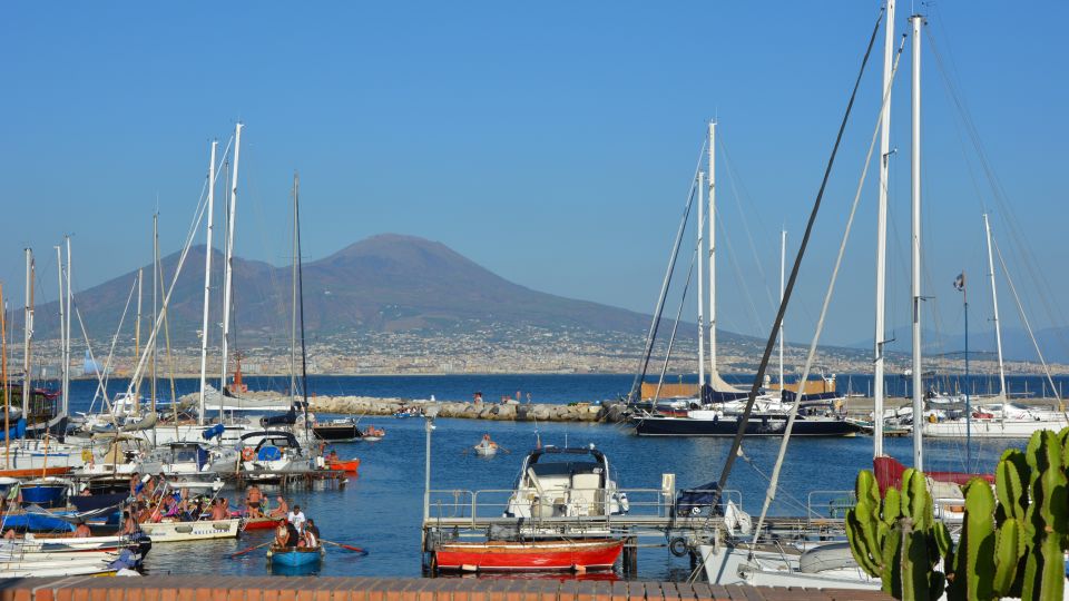 Naples: daily/weekly transport ticket, map and audio guide - Key things I found most useful