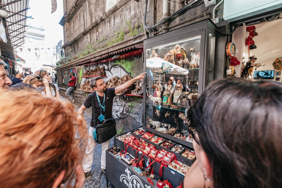 Naples: Downtown Tour with Veiled Christ & St Clare Tickets - Where the tour starts: Piazza del Gesù Nuovo (and why it matters)