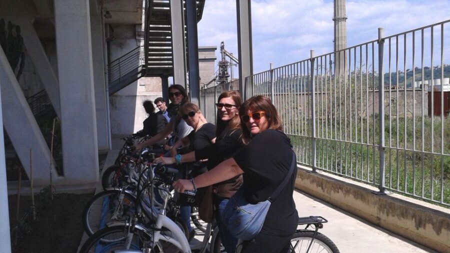 Naples: Electric Bike Tour of Pausilypon Archaeological Park - Entering Naples by e-bike: Spaccanapoli to the squares