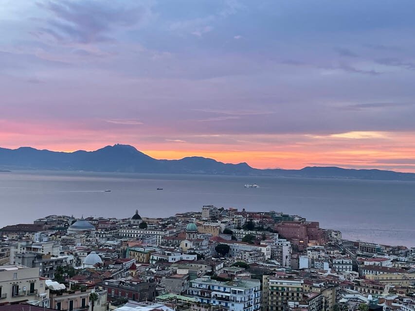Naples: guided tour of the historic center - Santa Chiara monastery: what’s included vs what’s not