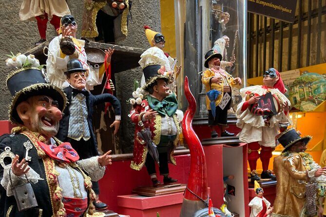 Naples Historic Center: Traditions & Folklore Small Group Tour - Via dei Tribunali and Naples Pizza Culture