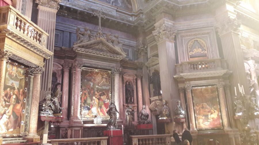 Naples Historic Center: Traditions, Legends & Folklore Tour - Starting at the Duomo and the Saint Gennaro miracle