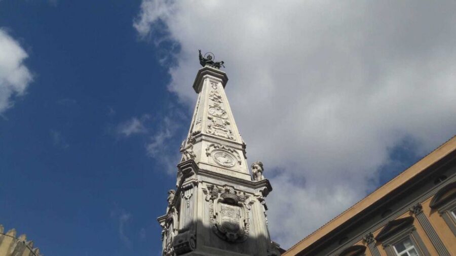Naples Historic Center: Traditions, Legends & Folklore Tour - Via Duomo and Spaccanapoli: when graffiti becomes part of the story