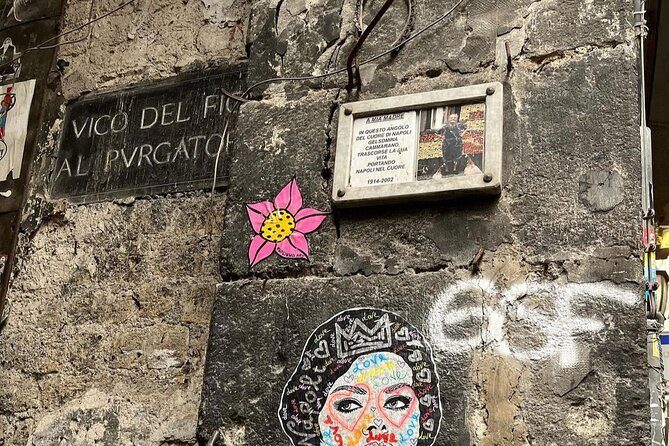 Naples Historical Center walking tour (2hrs) - Santa Maria delle Anime del Purgatorio ad Arco and Naples’ cult of the dead