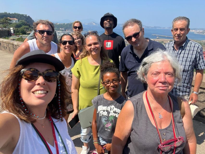 Naples: Hop-On-Hop-Off Bus Tour of Naples - La Carolina di Napoli: your panoramic payoff