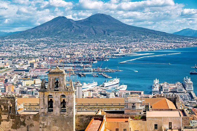 Naples in-Depth Private Walking Tour with Expert Guide - Piazza San Domenico Maggiore and San Domenico: medieval Naples in one view