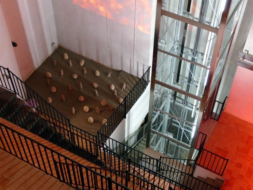 Naples: LAPIS Museum Guided Visit in Italian - The Submerged Decumanus walkway and the lighting that explains the space